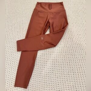 Alo Yoga High-Waist Airlift Legging